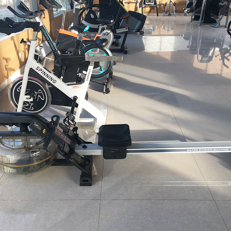 Cardio machine Commercial machine Commercial Water Rower